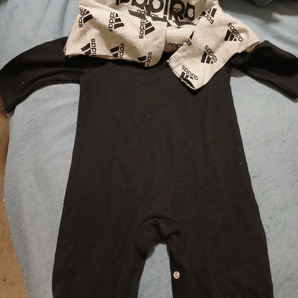 Nwot Baby Adidas romper size 9m - Picture 7 of 12